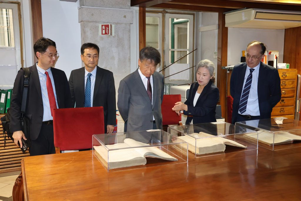 Delegação do Supremo Tribunal de Justiça da República da Coreia